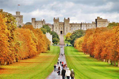 WINDSOR CASTLE WITH BOAT CRUISE